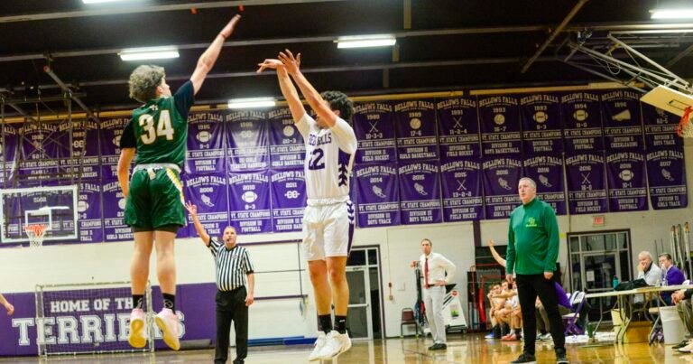 Bellows Falls boys open new season with depth, character