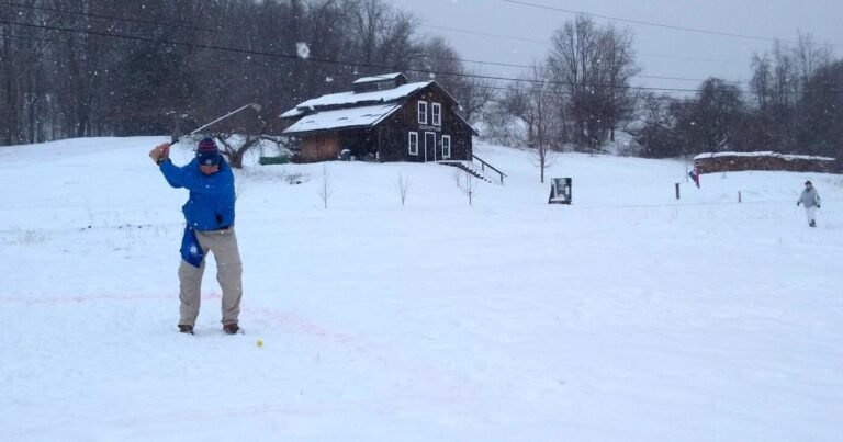 Landmark Trust USA’s Snow Golf fundraiser back for another round